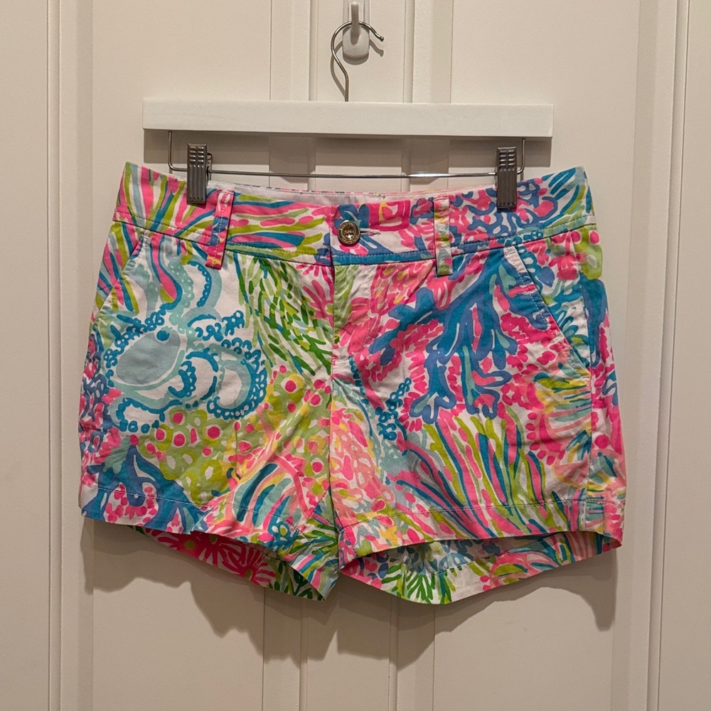 Lilly Pulitzer Vibrant Tropical Print Shorts